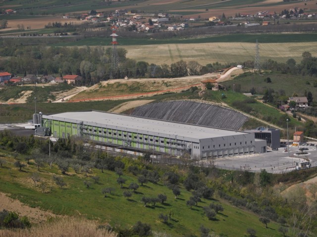 Bee 1 tec1